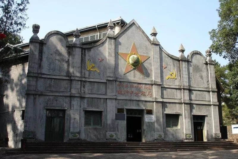 海全汽车新长征湘江站